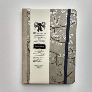 BLAUPAUSE hardcover, Japanese paper, circles in green, 12x16,5 cm, lined
