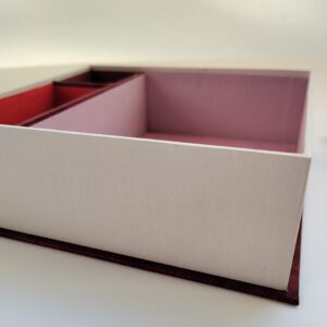 Keepsake box, white with shades of red